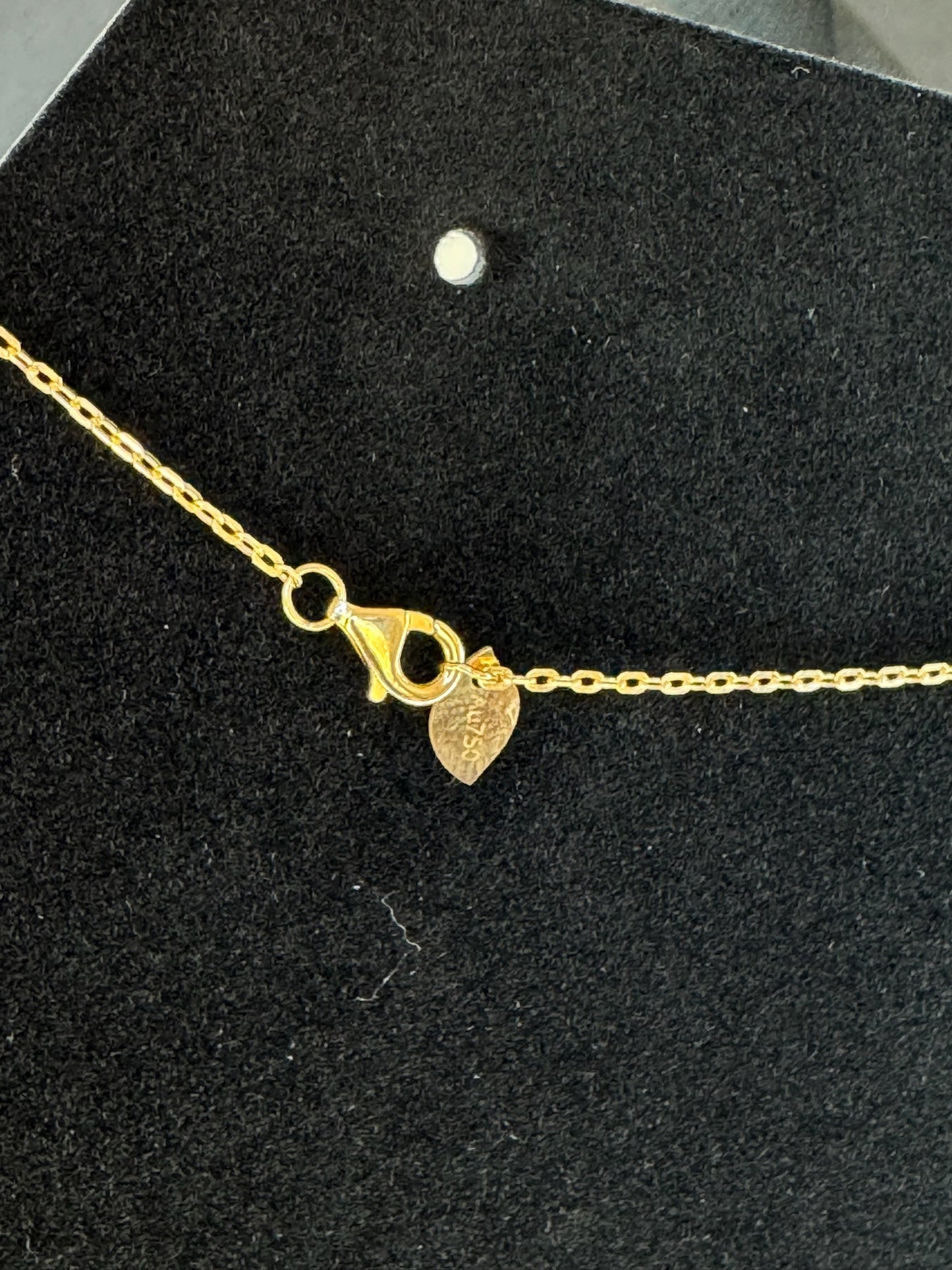 Flower Necklace 18k Yellow Gold 18 inches